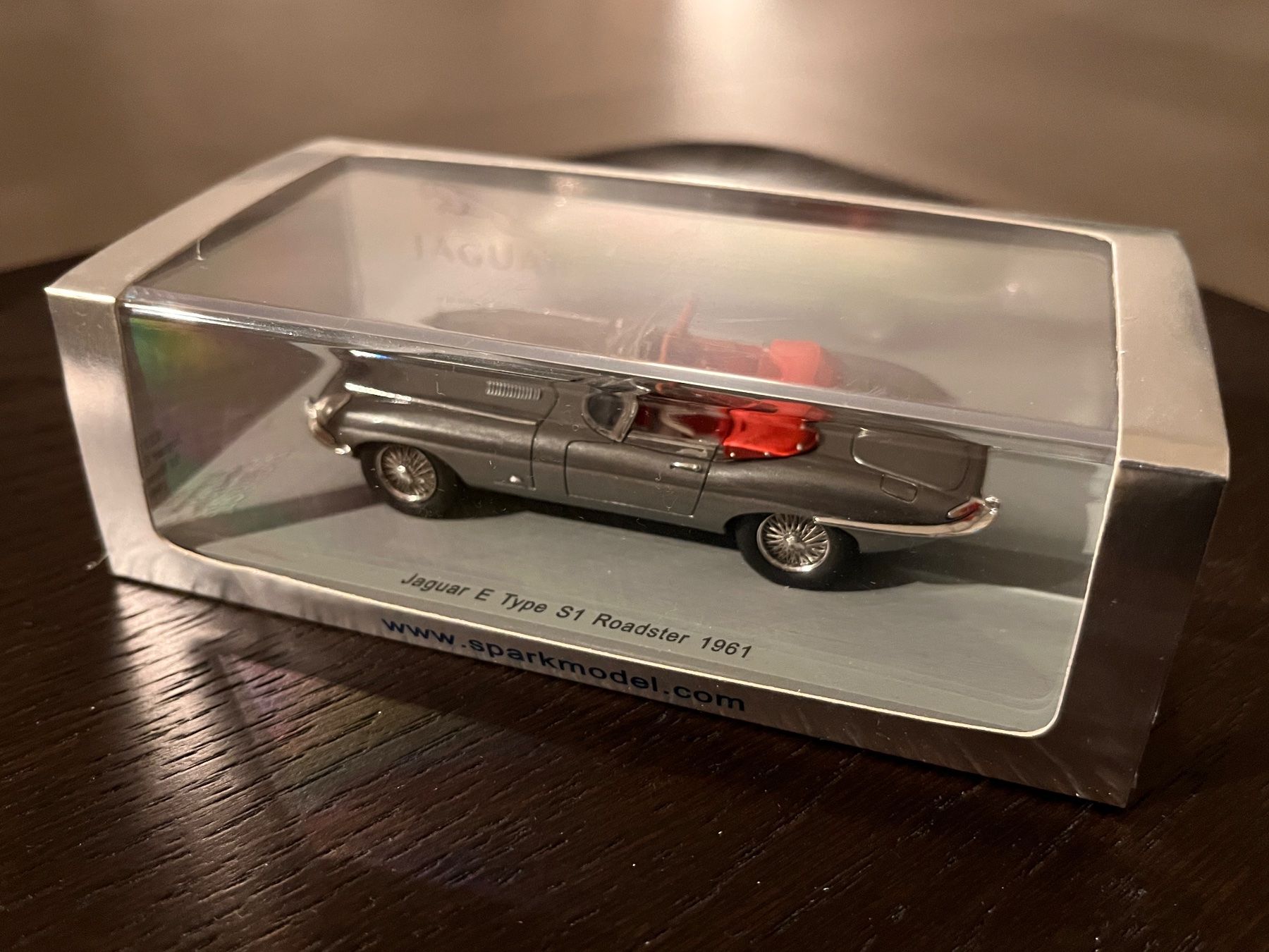 Jaguar Modellini d'auto: Jaguar E type roadster 1961 Spark 1/43 – Nuovo e nell'imballaggio originale da Boudry venduto da martin8mum 2