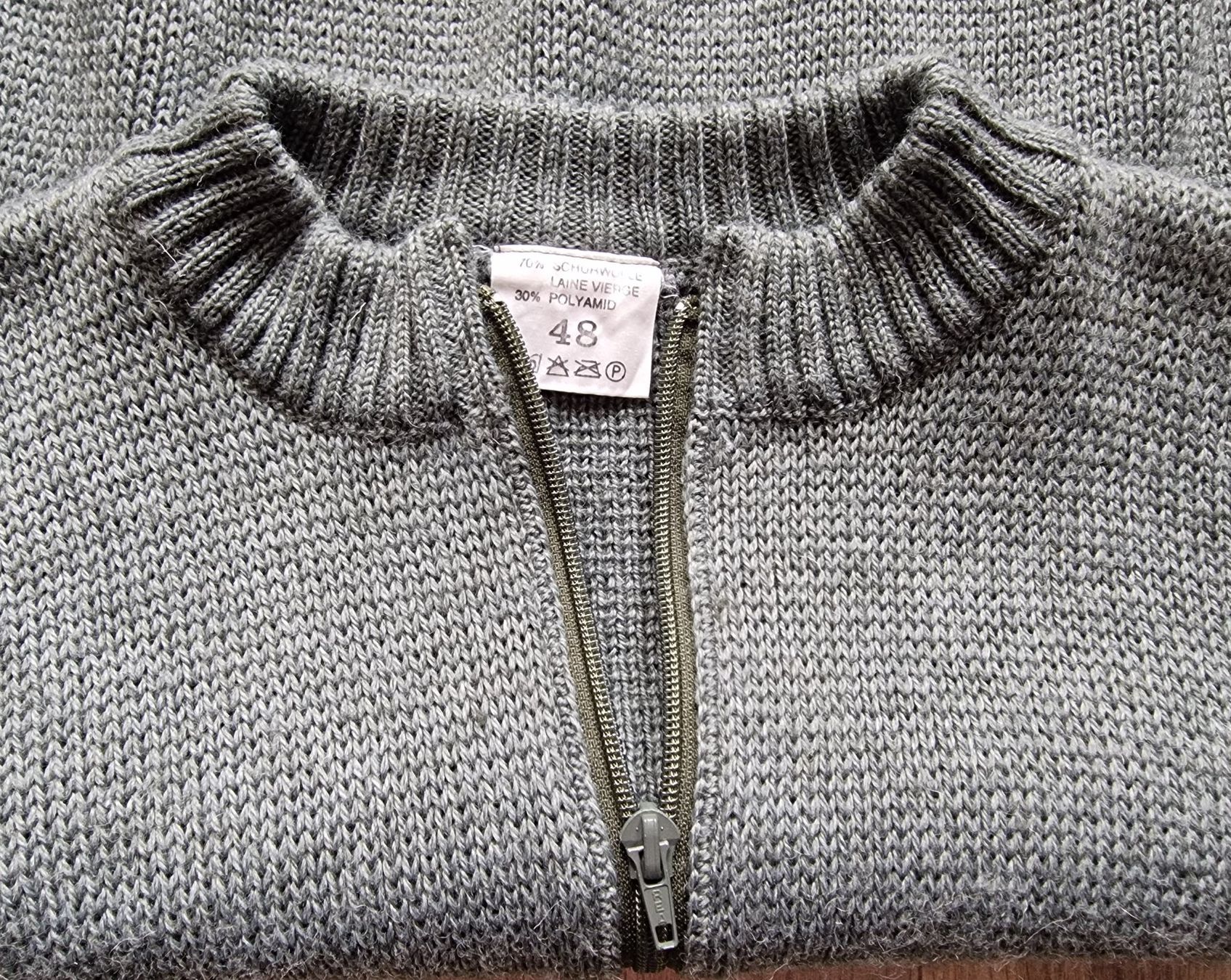 Pullover & Sweatshirts: 3x Herren Pullis Pullover Sweater Grösse M Lammwolle – Gebraucht aus Zürich von businessman80 7