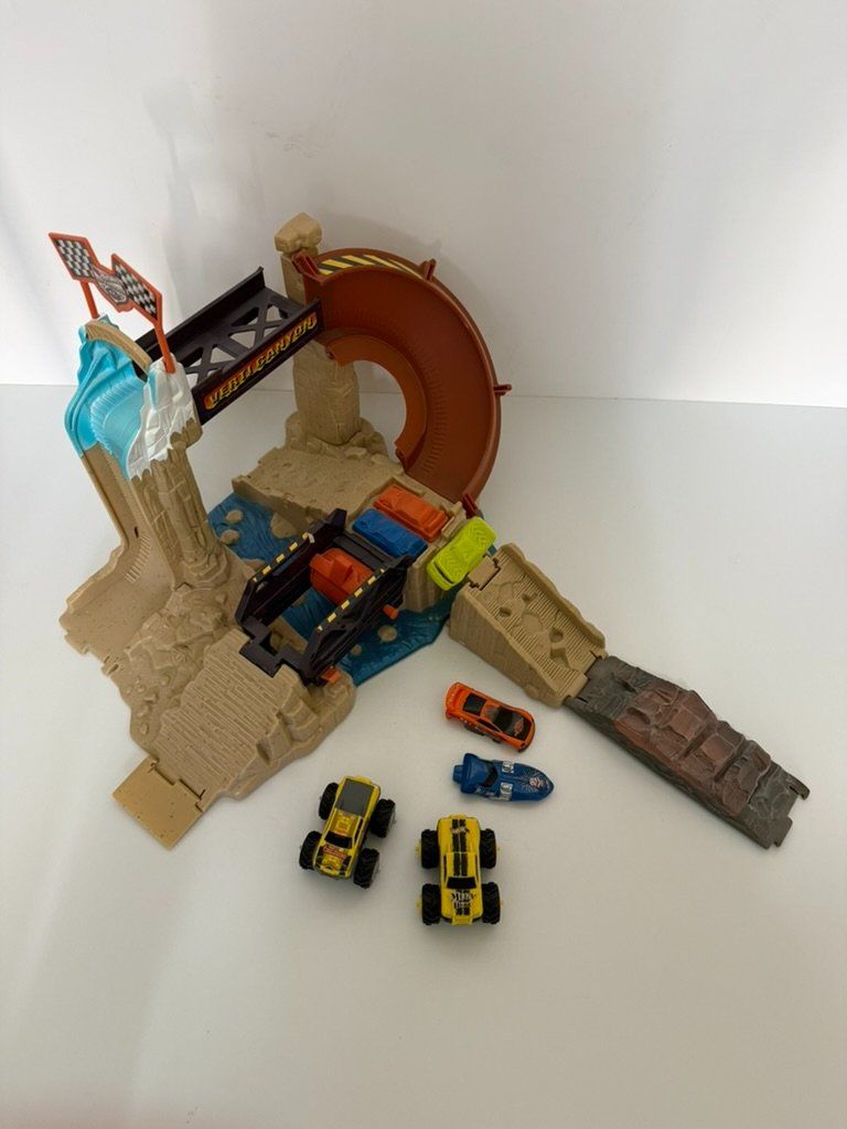 Hot Wheels Giocattoli: Hot Wheels Rev-Ups Verti Canyon - gebraucht – Usato da Lohn/SH venduto da PokemonSchweiz 2