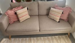 Urgent-Prix négociable-Canapé scandinave 3 places beige