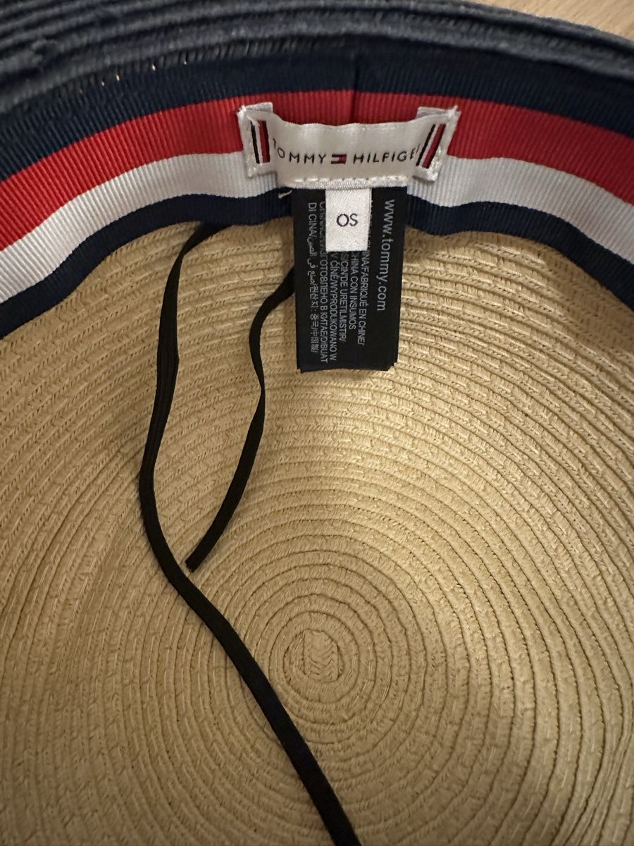 Tommy Hilfiger Copricapi, berretti & cappellini: Tommy Hilfiger Hut – Usato da Frauenfeld venduto da vanyllua 3
