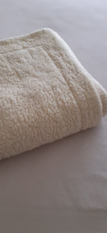 Bassetti Bettdecke Weiß – Antiallergisch, Polyester-Mikrofaser, 155 X 200 Cm