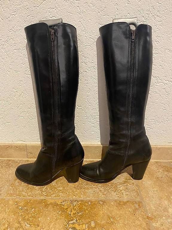 Chaussures femmes: Lederstiefel mit Absatz Gr. 38 bagatt – D'occasion à Schmiedrued par Giorda 2