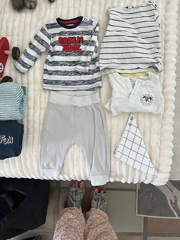Kleiderpakete & -sets: Babysachen set Grosse 62-68  – Gebraucht aus Ennetbaden von iry_2w7d 4