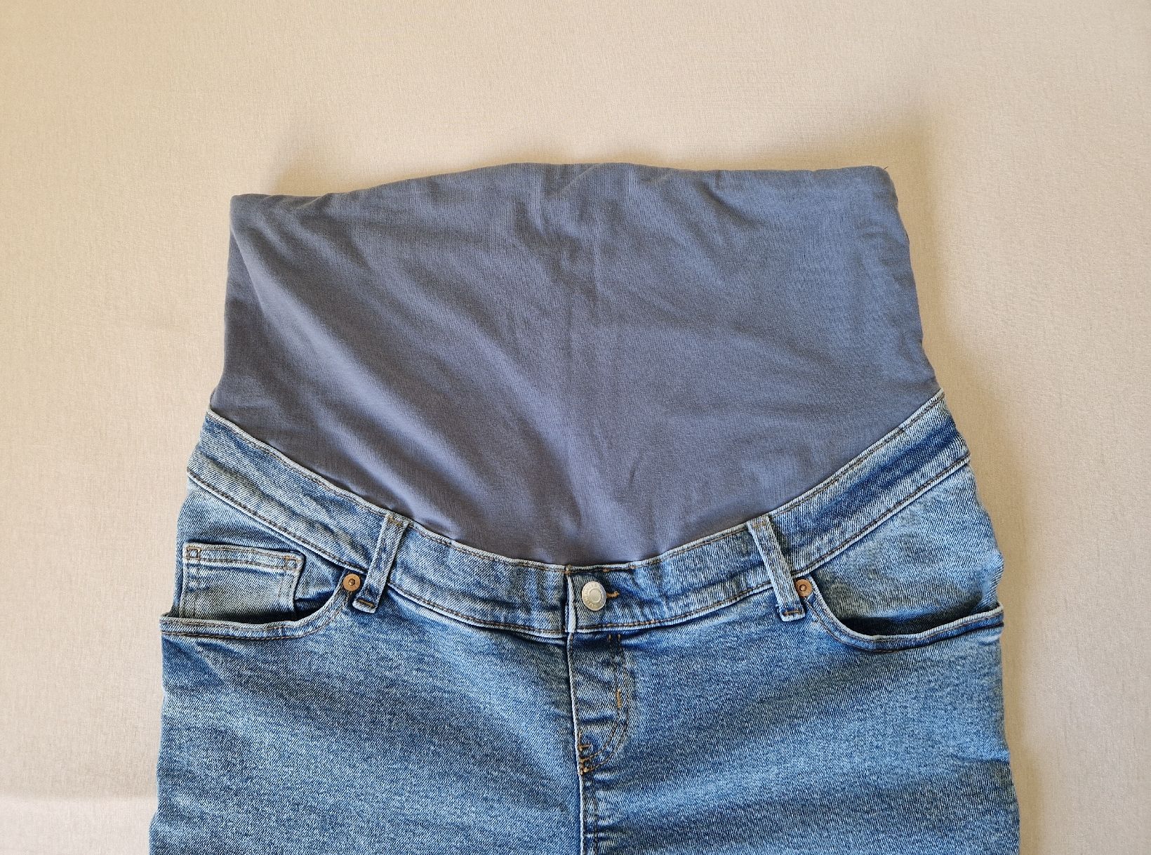 H&M Jeans: Umstandsjeans – Usato da Olten venduto da Carpinus1 2