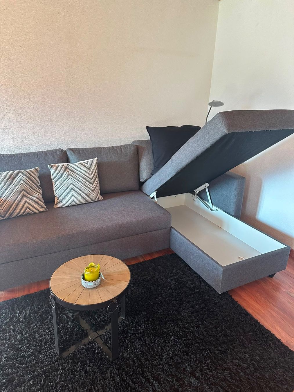 Conforama Divani: Schönes Ecksofa / Bettsofa – Usato da St. Peterzell venduto da andrea2012 2
