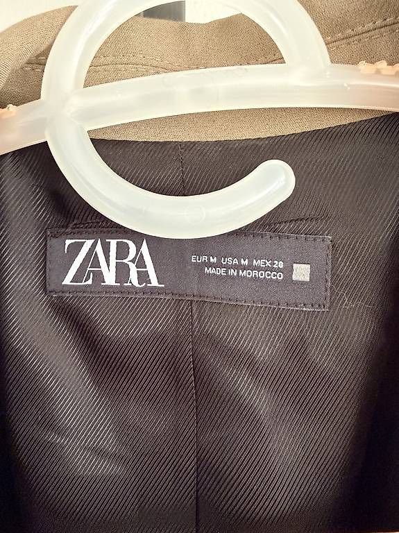 Zara Giacche: Blazer Zara vert olive taille M – Usato da Vétroz venduto da est_xyr5 2