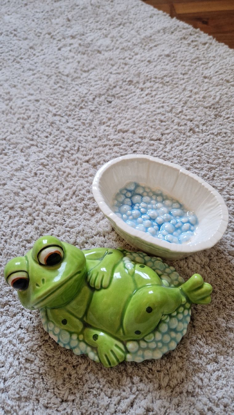 Tutte le decorazioni: Keramik Frosch – Usato da Kleindöttingen venduto da niti_oe 1