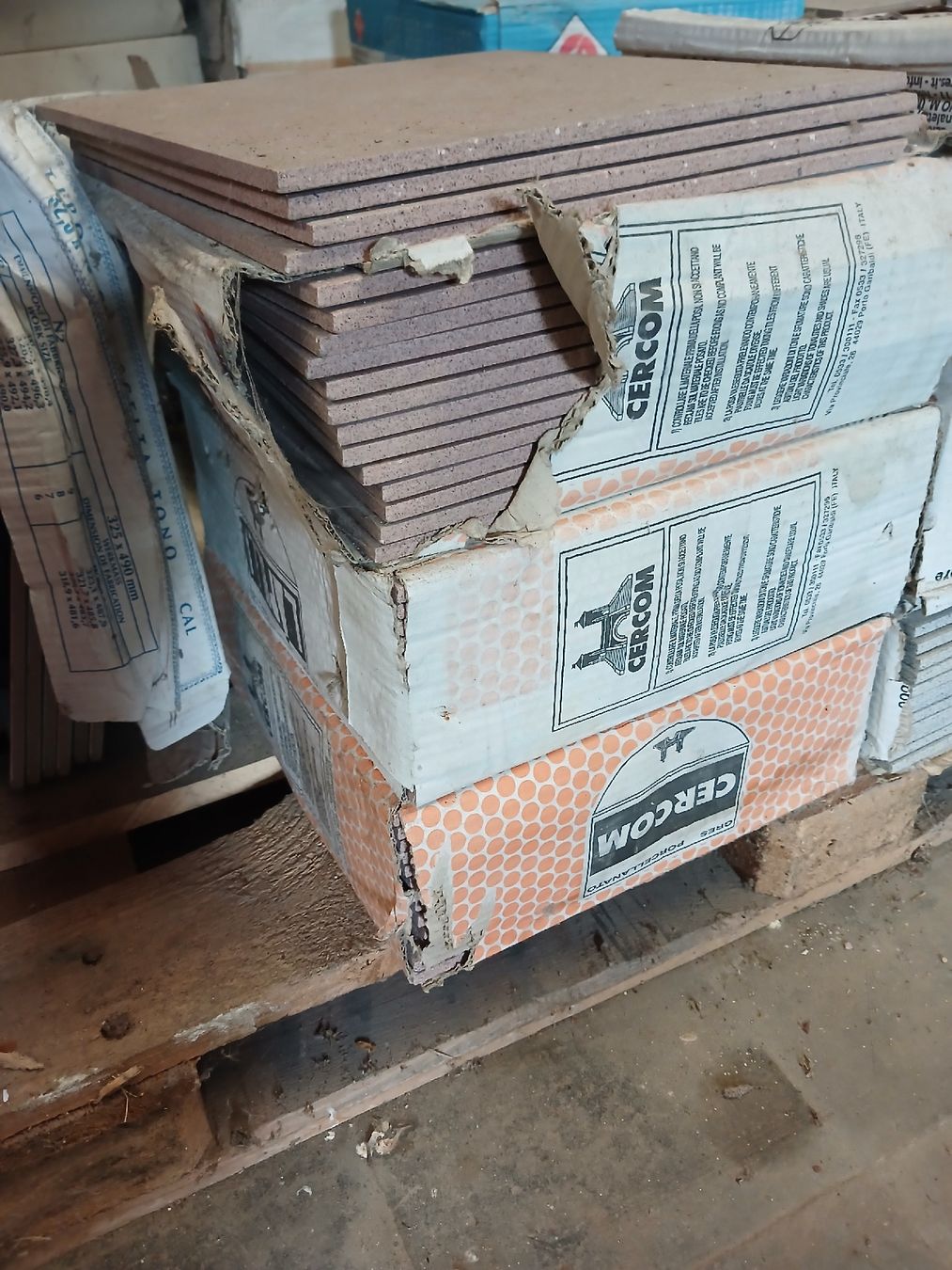 Rivestimenti per pavimenti: Keramikplatten – Nuovo (secondo la descrizione) da gipf-oberfrick venduto da bubs88 1