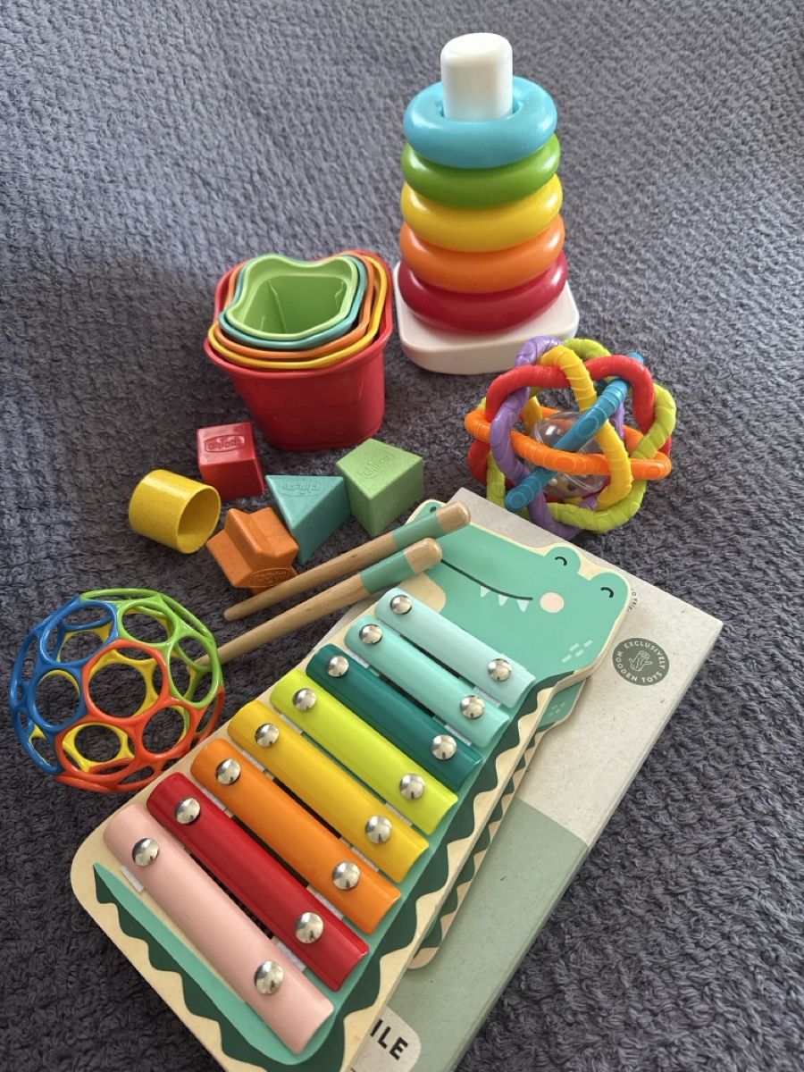 Giocattoli: Baby Spielzeuge set  – Usato da Winkel venduto da Olirickli05