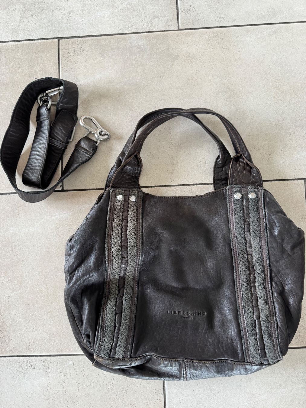 Liebeskind Taschen für Damen: Liebeskind Berlin Handtasche Leder – Gebraucht aus Teufen AR von chi_h55m 1