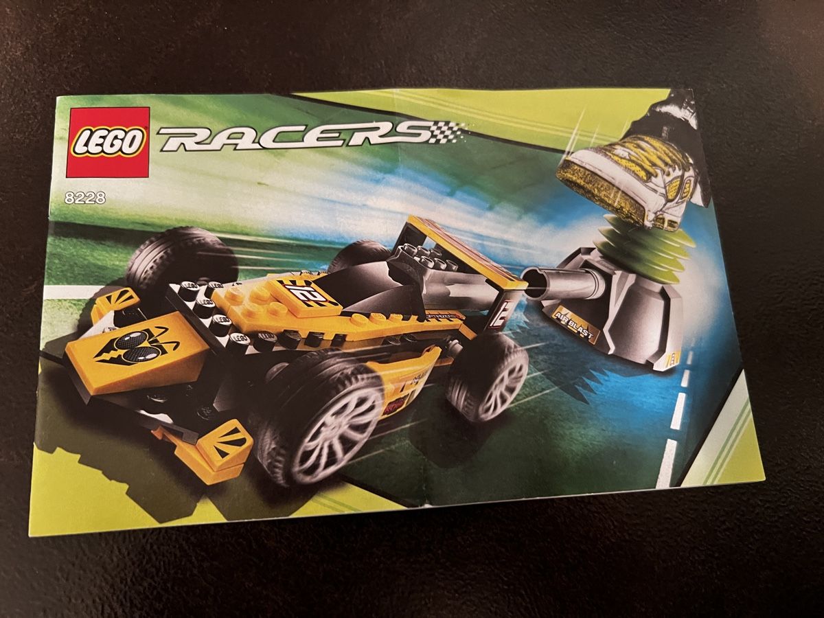 Lego Spielzeuge: LEGO Racers 8228 Rennauto – Gebraucht aus Biel-Benken BL von edu_j8mz 1