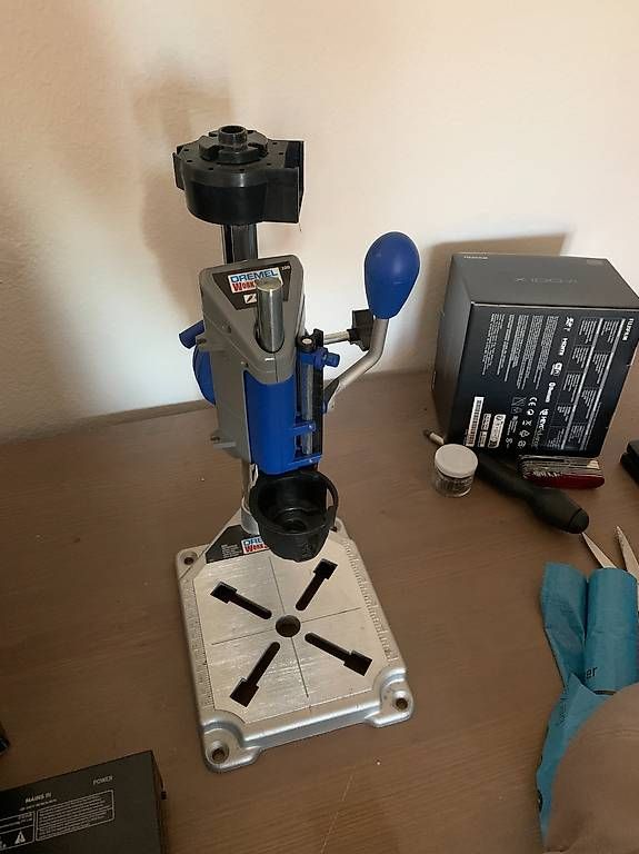 Tous les outils: dremel workstation 220 – D'occasion à Dietikon par Ghiekorggmail