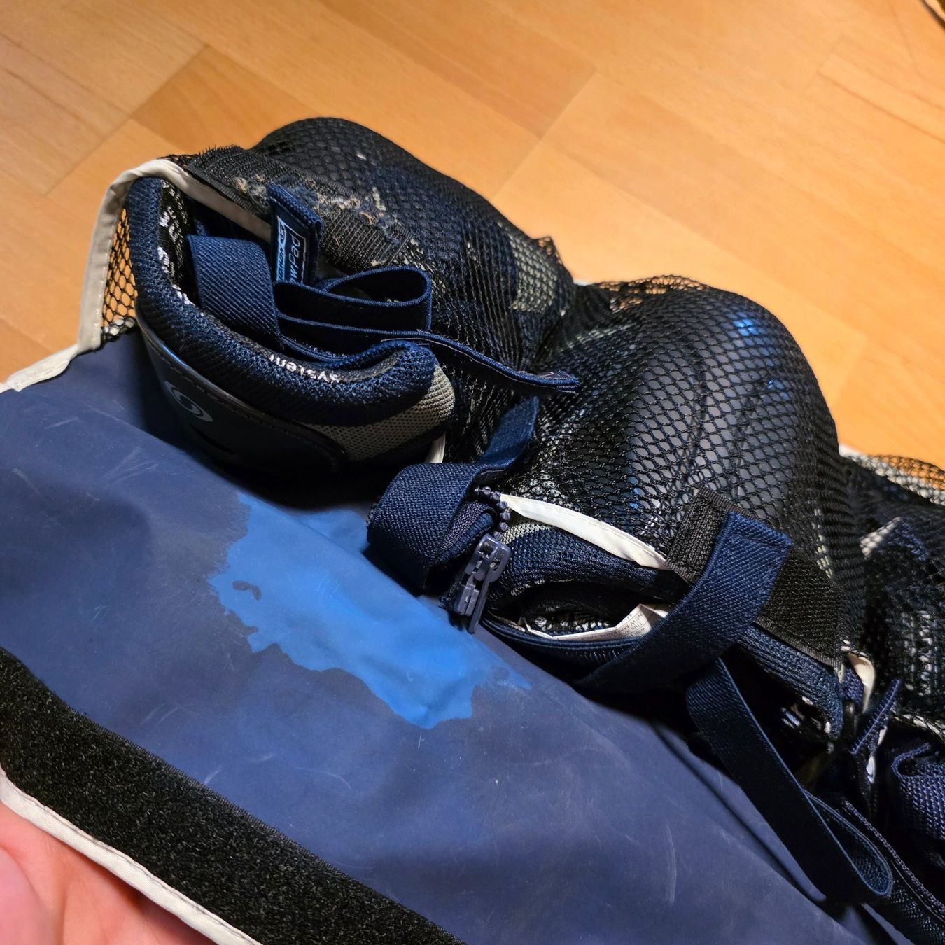 Salomon Protezioni & Imbottiture: Salomon Protektoren Set M Inline Skate Knie Ellbogen – Usato da Wald ZH venduto da CapLux 4