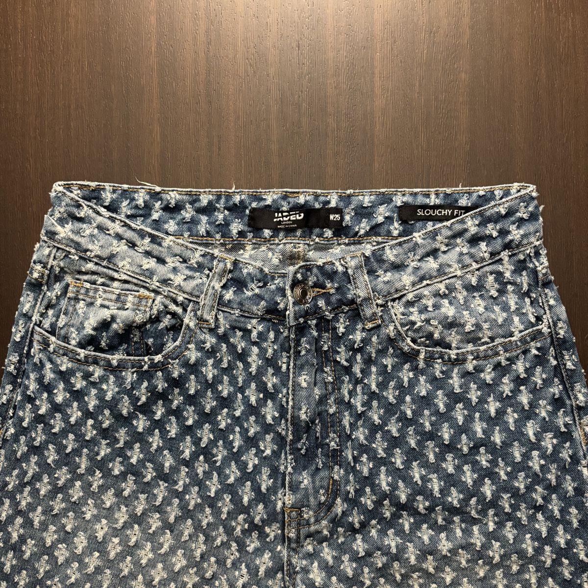 Jaded London Jeans: Jaded London Jeans W25 – Nuovo (secondo la descrizione) da Uetikon am see venduto da seller.2020 1