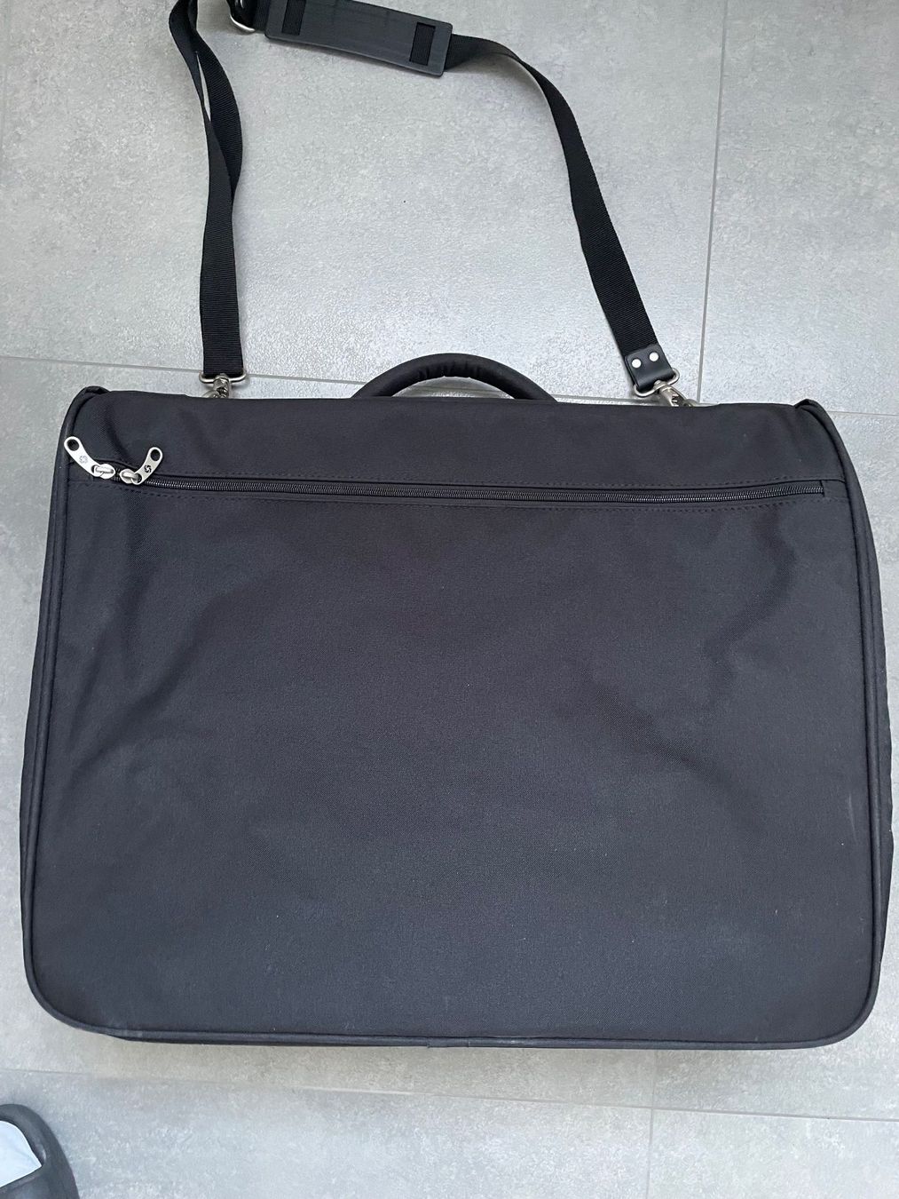 Samsonite Borse: Samsonite Kleidersack NEU, Farbe schwarz – Nuovo (secondo la descrizione) da Neftenbach venduto da RIB123456 1