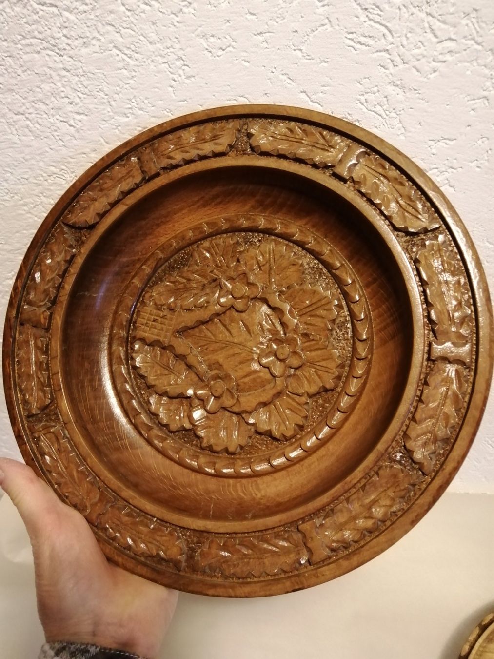 Piatti: Wandteller Holz, antik – Nuovo e nell'imballaggio originale da Ostermundigen venduto da Dinge1 3