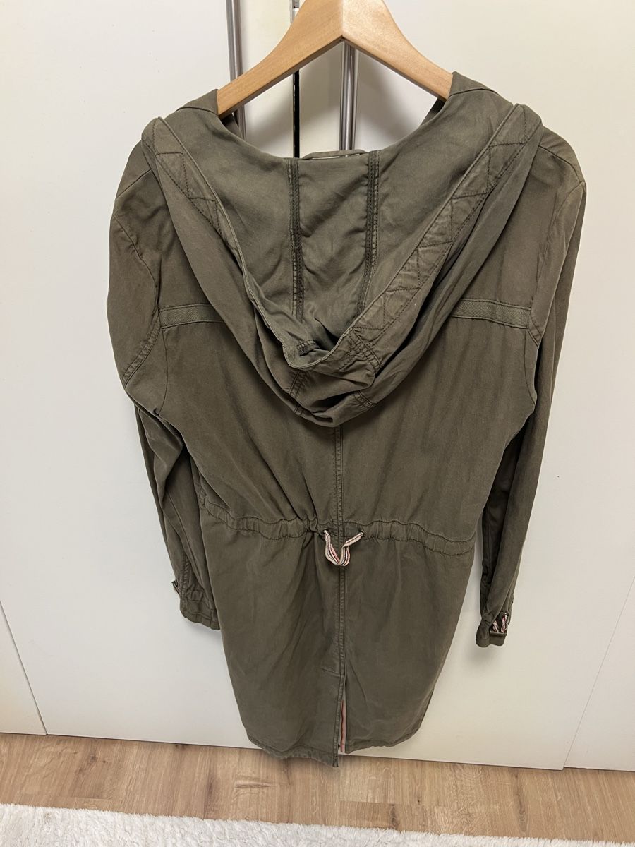 Esprit Jacken: Esprit Übergangsjacke, Khaki, Gr. L – Gebraucht aus Derendingen von sam-jh 1