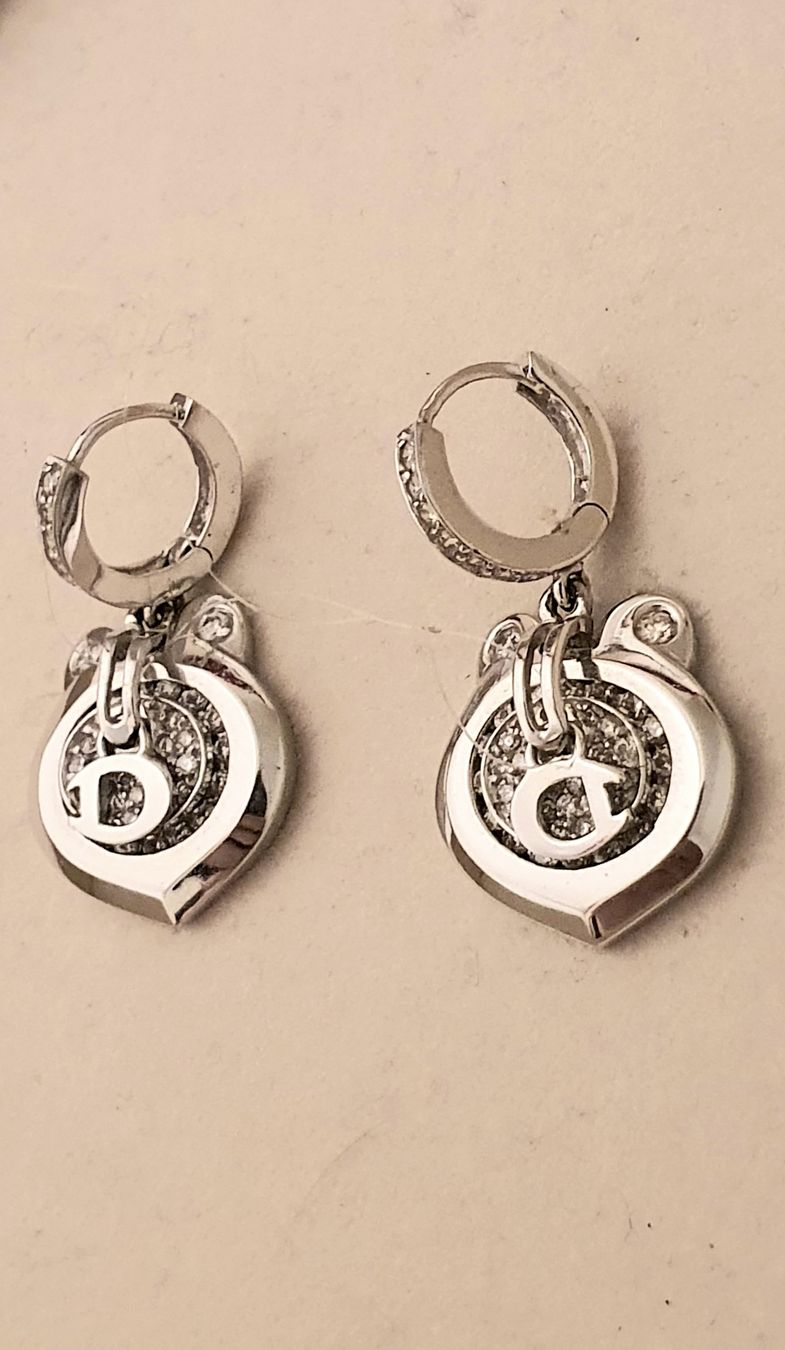 Orecchini pendenti & Orecchini a lobo: Ohrringe mit Diamanten – Nuovo e nell'imballaggio originale da Zürich venduto da edu_kvc6