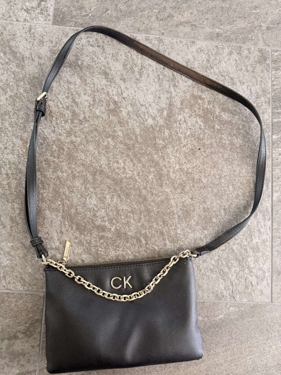 Calvin Klein Borse da donna: Calvin Klein Tasche – Usato da Recherswil venduto da ntura