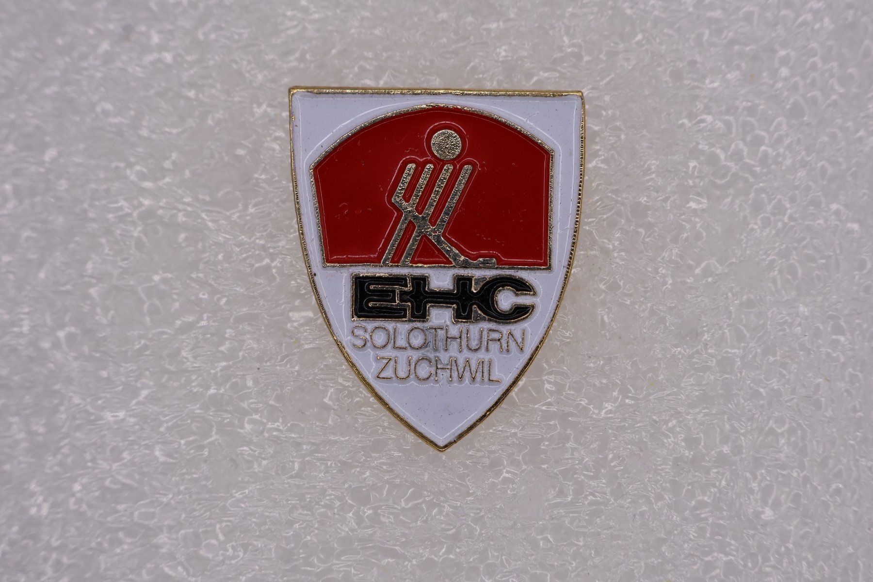 Placchette & Badge: EHC  Solothurn / Zuchwil – Usato da Winterthur venduto da Sammleroase