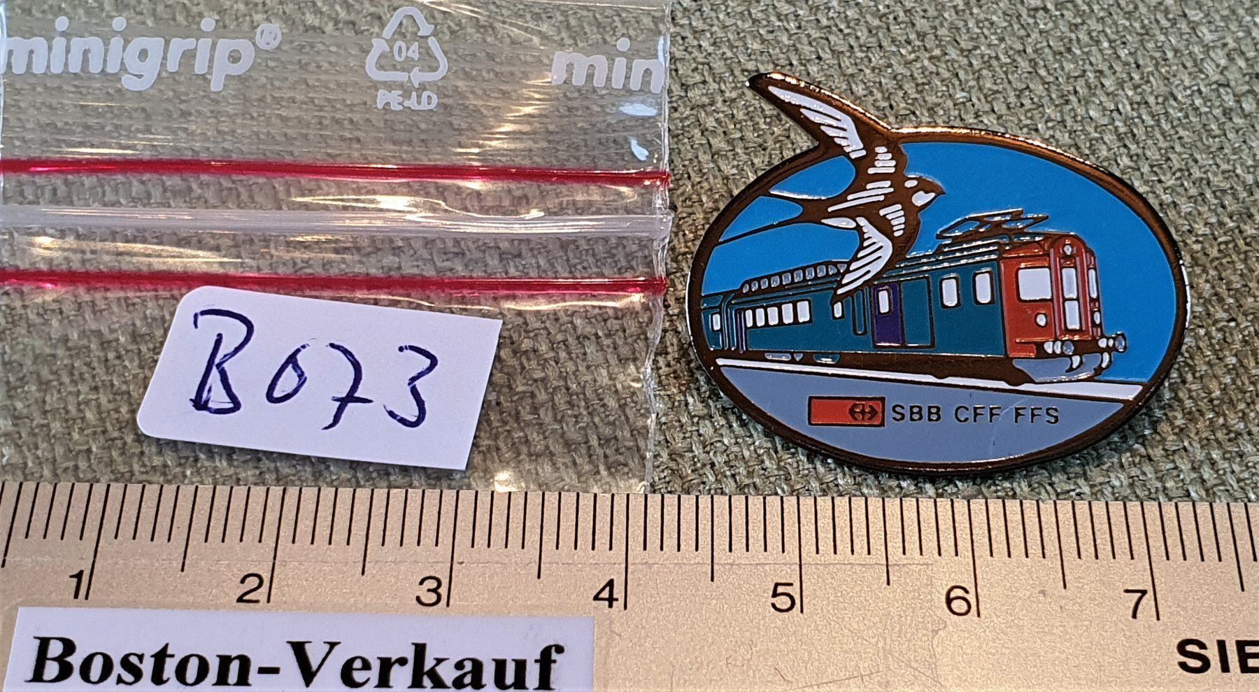 SBB/CFF/FFS Plaketten & Abzeichen: B073 - Pin SBB CFF FFS Schwalbe Zug Lok – Gebraucht aus Reinach BL von Boston-Verkauf 2