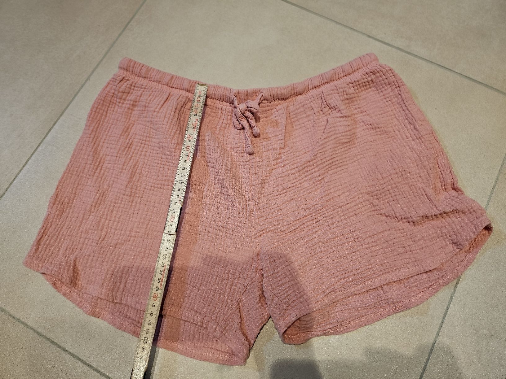 Pantaloni: Musselin Short rosa gr.42 – Usato da Allschwil venduto da na.wi.90 3
