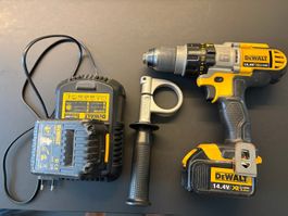 DeWalt Akku-Bohrschrauber 14.4V mit Ladegerät gebraucht