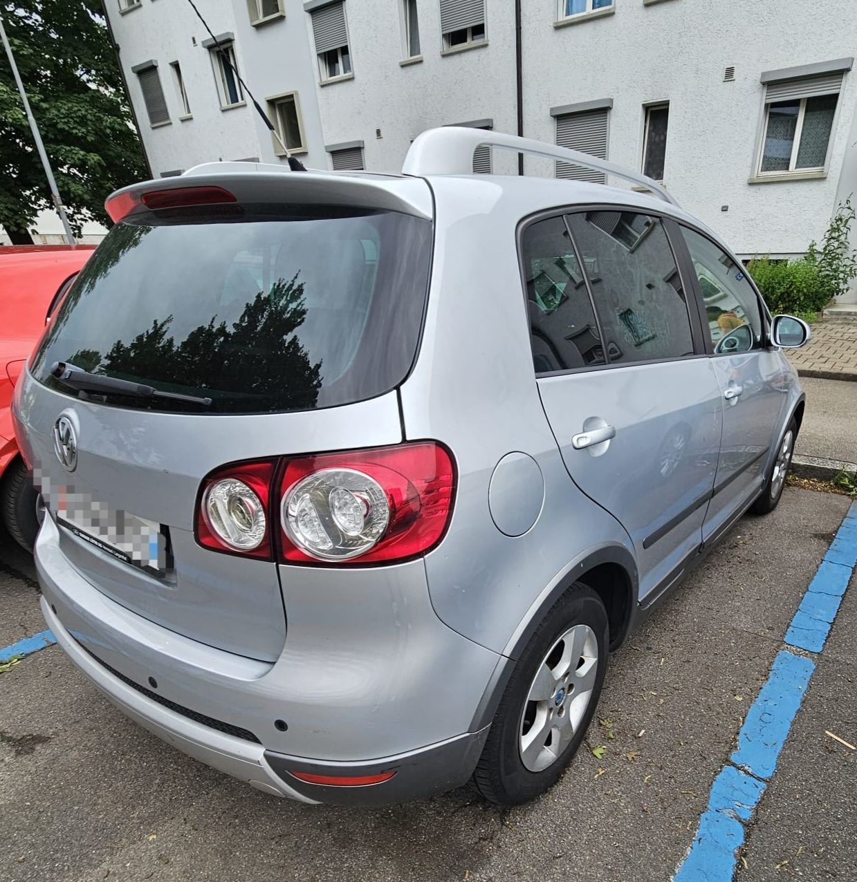 VW Automobili: VW Golf 5 Plus Cross – Usato da Zürich venduto da ica81 3