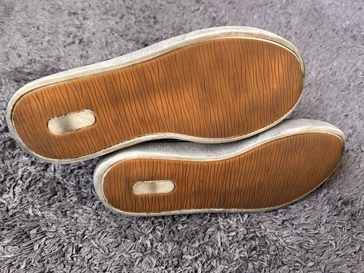 Scarpe per ragazze: Braune Sneaker Gr.32 – Usato da Dottikon venduto da cimar 3