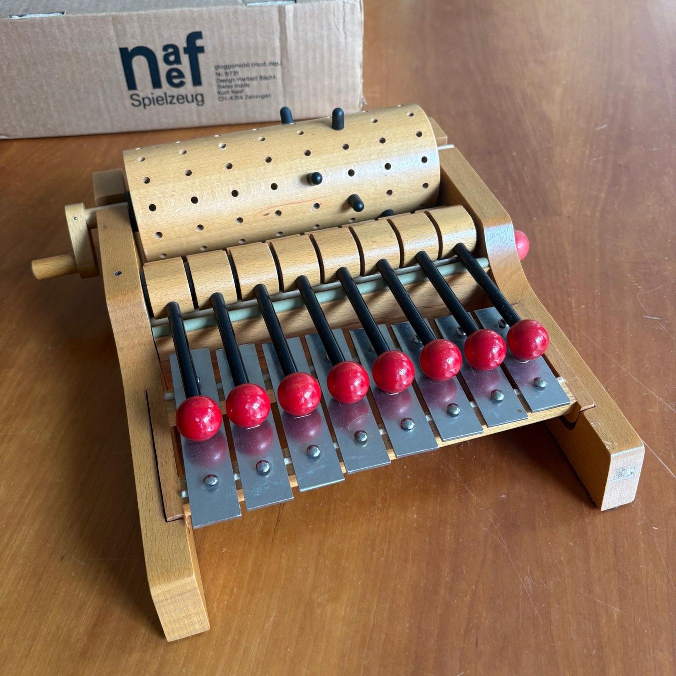 Naef Spielzeuge: Naef  Gloggomobil Design Herbert Bächli – Gebraucht aus Zürich von timeless.tones 1
