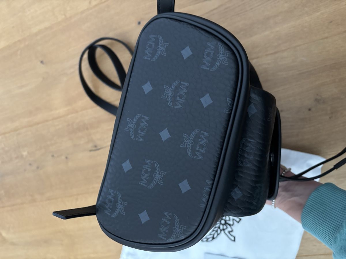 Mcm Sacs à dos: Stylish MCM Black mini Backpack - NEW – Neuf avec emballage d'origine à Windisch par bymarikaa 4