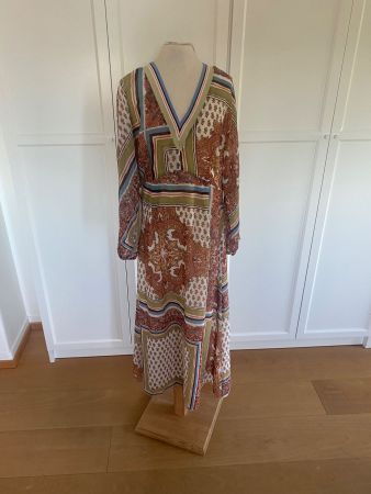 Midikleid Mango