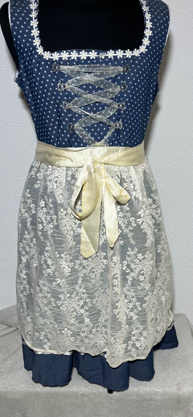 Kostüme: Ausverkauf Midi-Dirndl Kleinwalsertal Modell 2 Gr.M – Neu und originalverpackt aus Oberegg von MR-shop