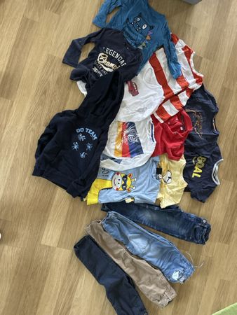Kleiderpaket Gr 104 diverse Marken