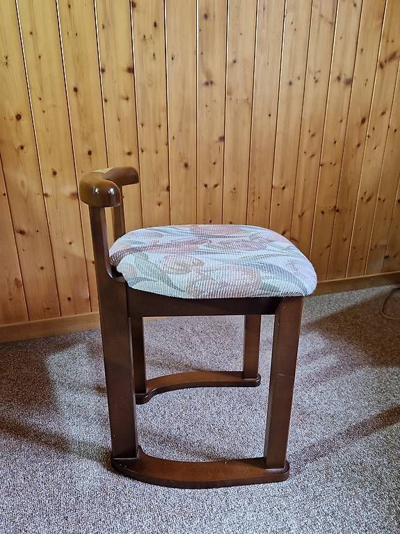 Sgabelli: Hocker – Usato da Grindelwald venduto da jana2094 2