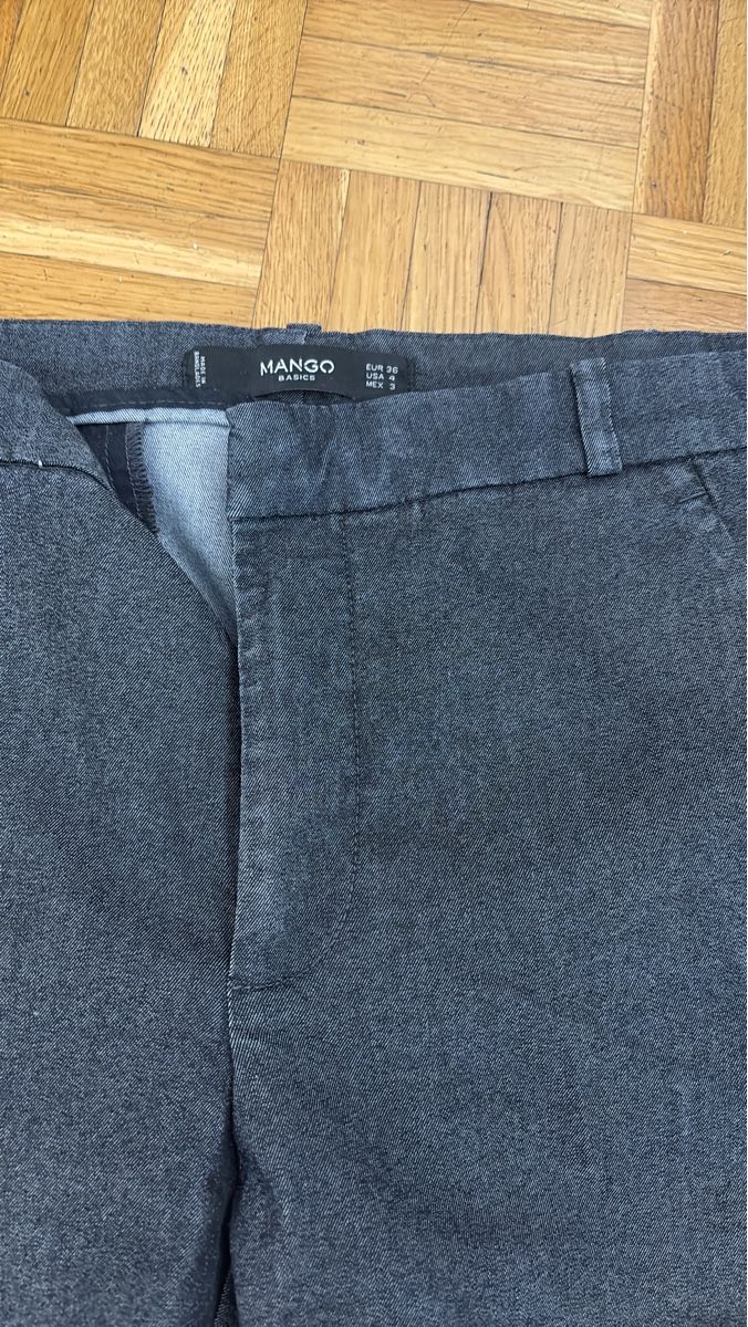 Mango Jeans: Mango Basic Jeans Grösse 36 Dunkelblau - Super Zustand! – D'occasion à Kriens par mir_v8ww