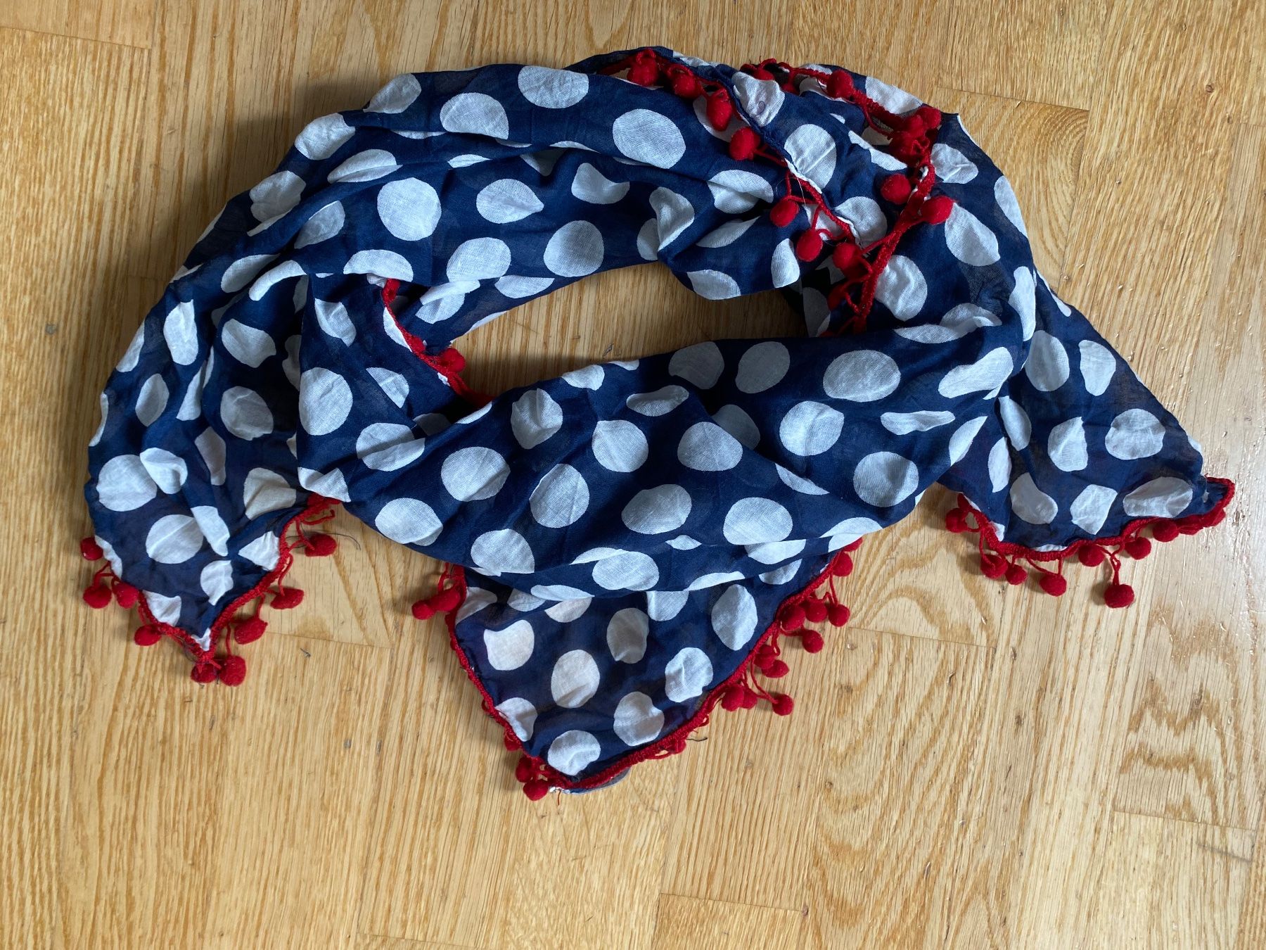 Codello Foulard & Sciarpe: Schal von Codello – Usato da Zürich venduto da Fabienne059 1
