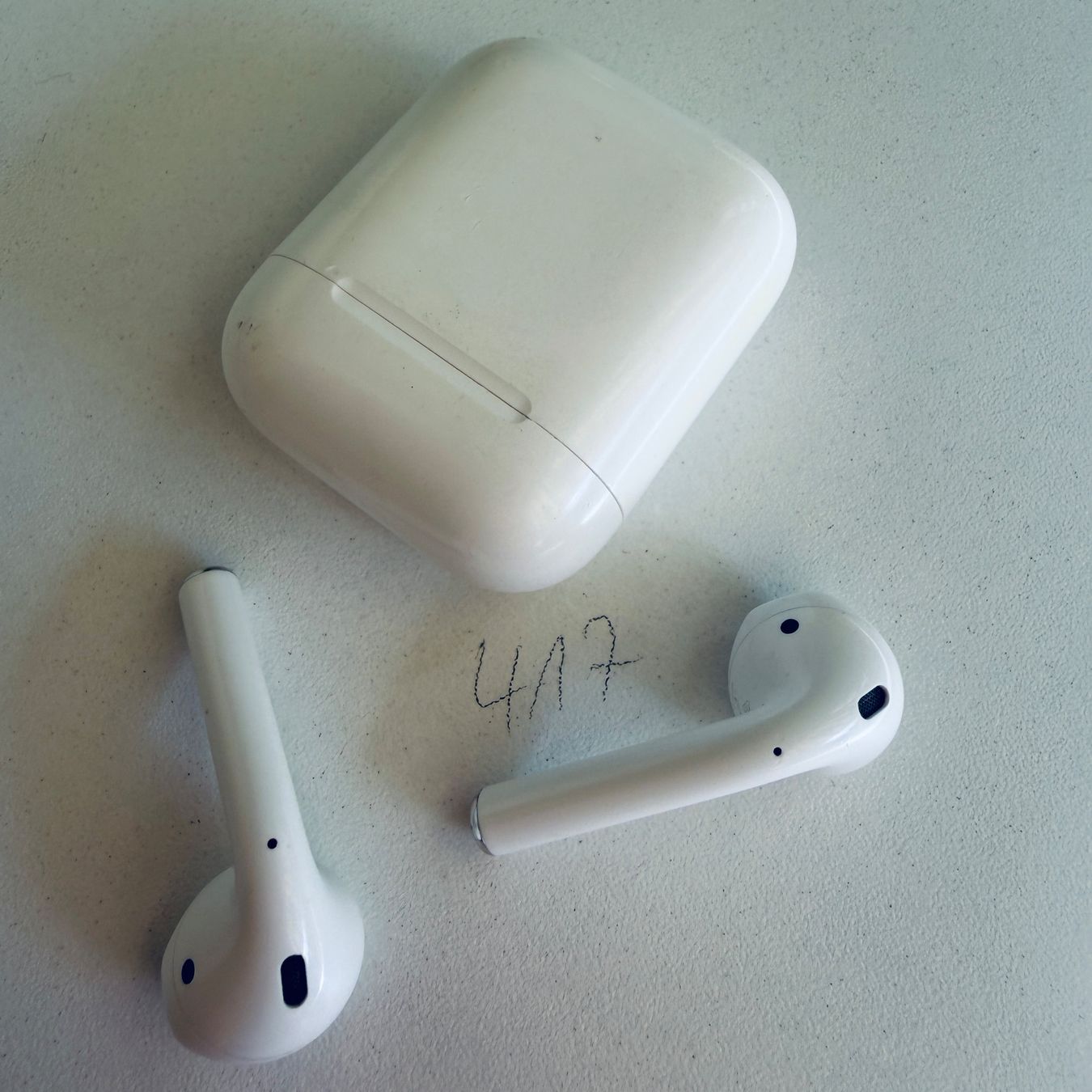 Apple Casques audio: Original Apple AirPods 2 Gen. Wireless Kopfhörer & Case – D'occasion à Basel par MY.AIRPODS.SHOP 4