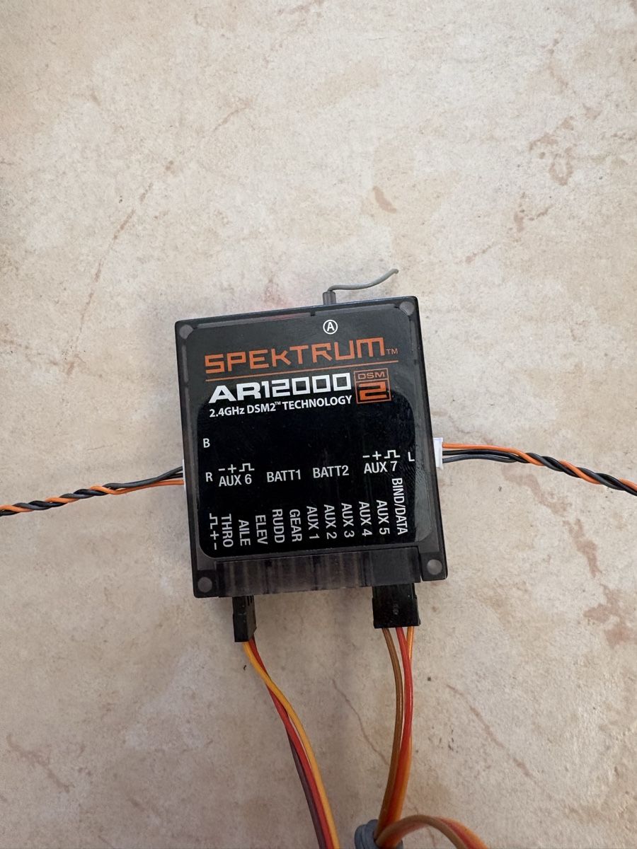 Spektrum Modellismo RC: Récepteur Spektrum AR12000 – Usato da Mézières FR venduto da Paulwalke3