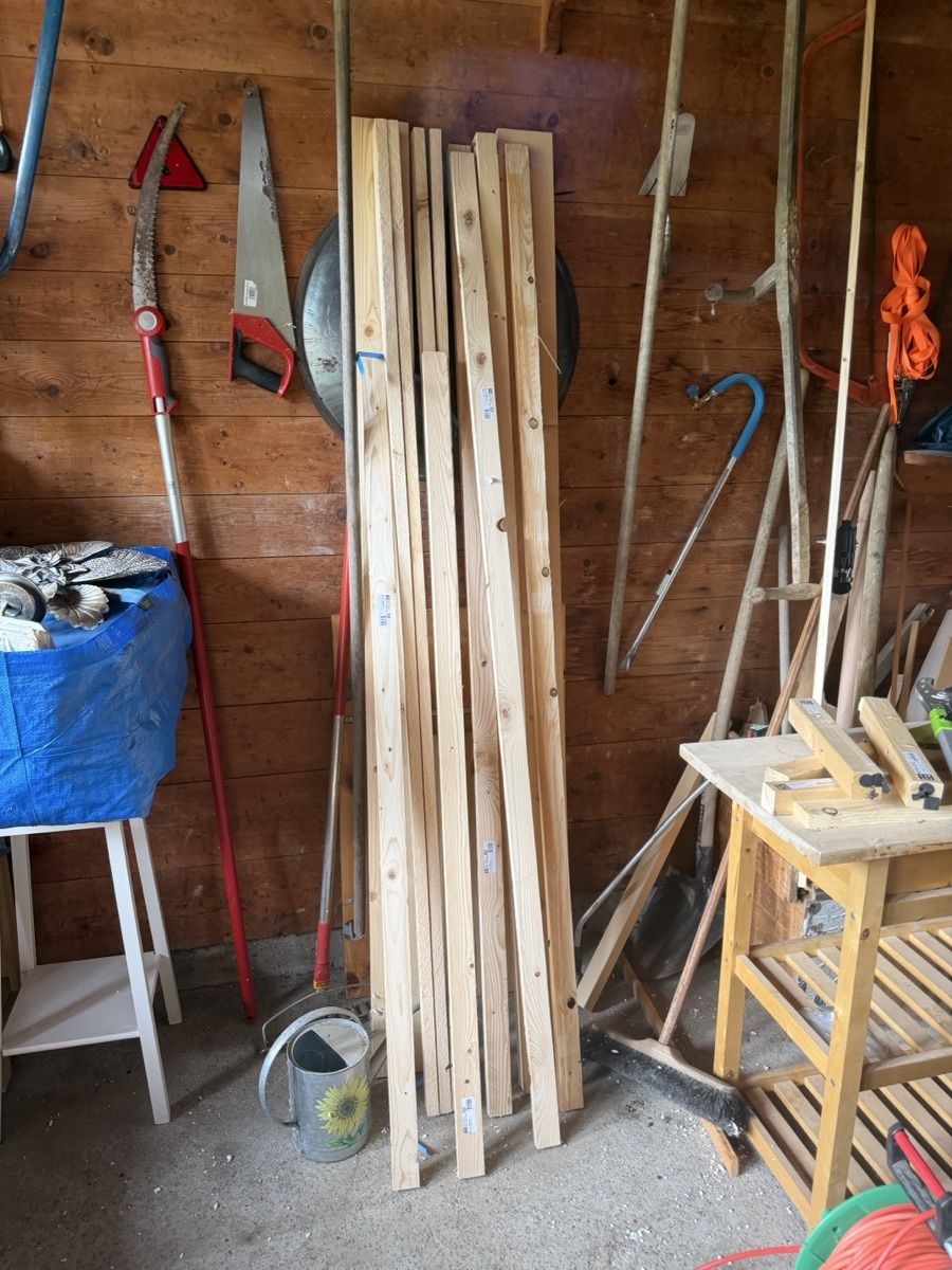 Articoli in legno: Holzbalken diverse Längen und Dimensionen – Nuovo (secondo la descrizione) da Dottikon venduto da Marz5