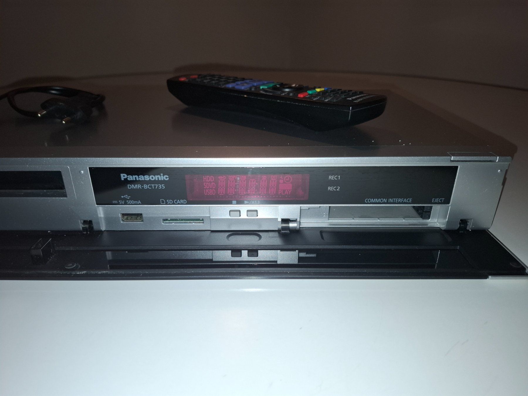 Panasonic Audio- & Mediensysteme: Panasonic DMR-BCT735 Blu-ray Player / Recorder – Gebraucht aus St. Gallen von WWL 3