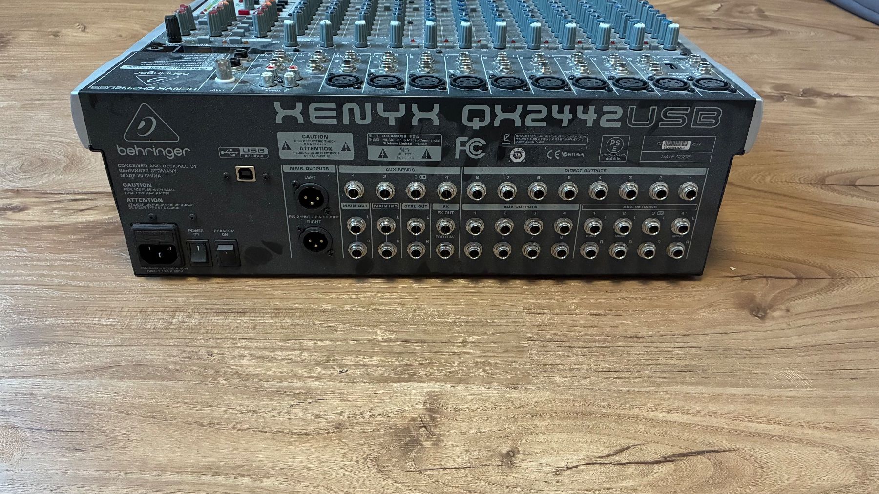 Behringer Console di mixaggio: Behringer Xenyx QX 2442 USB – Usato da Menziken venduto da alv_58ln 1