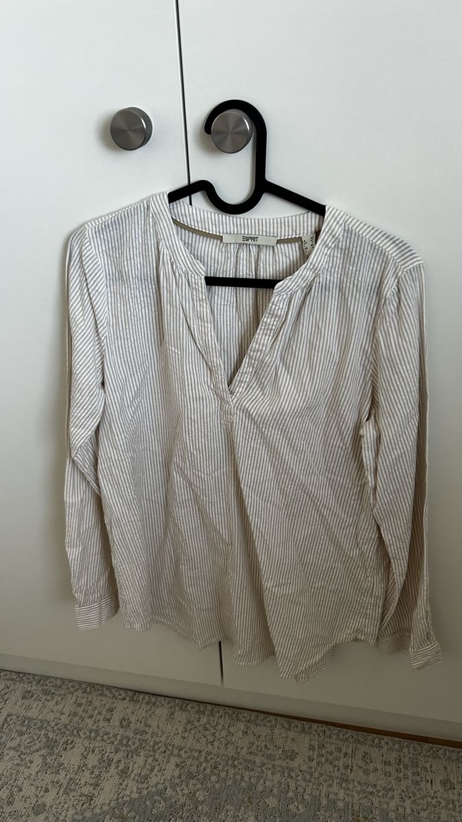 Esprit Camicette: Leichte Esprit Bluse, Weiss/Beige, Grösse XS – Nuovo (secondo la descrizione) da Neuenkirch venduto da Bettinaverena