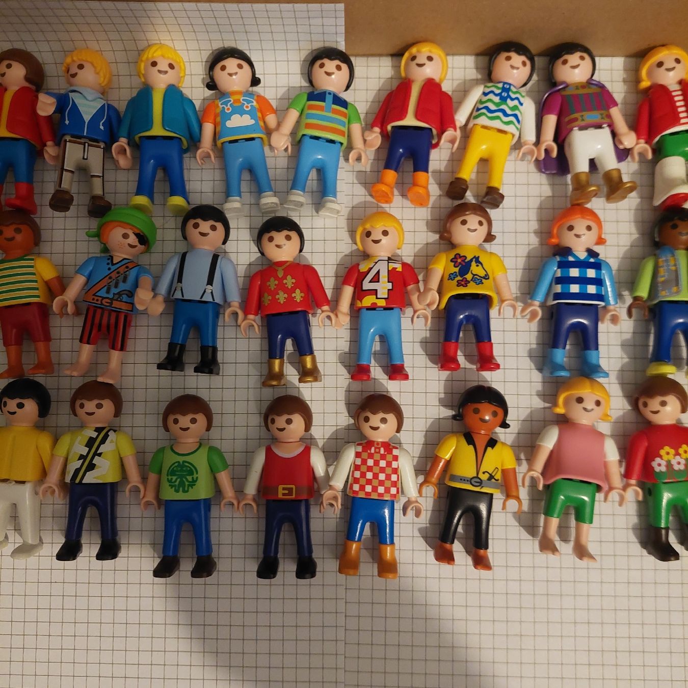 Playmobil Jouets: Playmobil Figuren 140 Stk. – D'occasion à Belp par masterdriftking 9