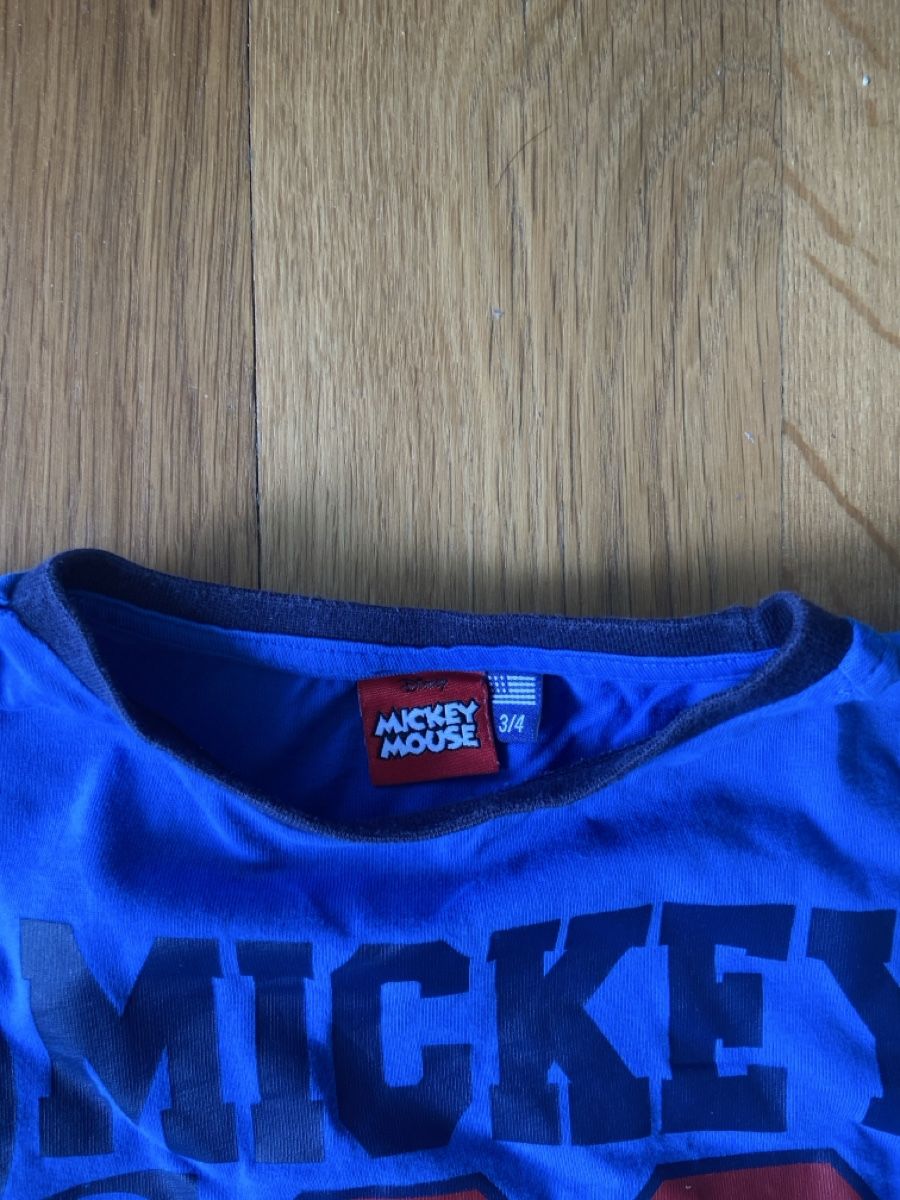 Disney Camicie, T-shirt & Polo: Langarmshirt Mickey Mouse blau Grösse 110  – Usato da Zürich venduto da ManonsVintage 1