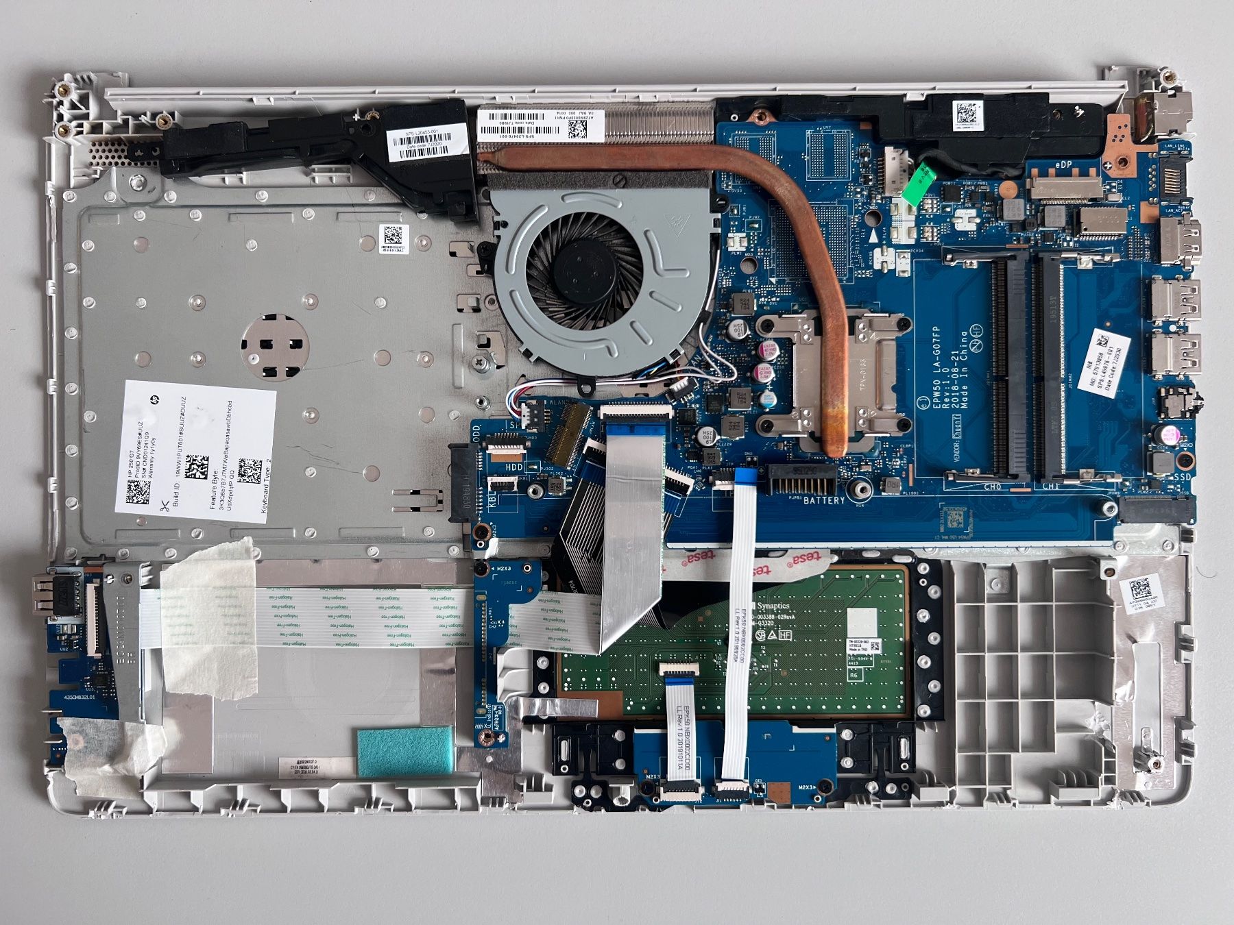 Hewlett Packard Schede madri: HP 250 G7 Notebook Mainbord – Usato da Root venduto da Tech-Nick