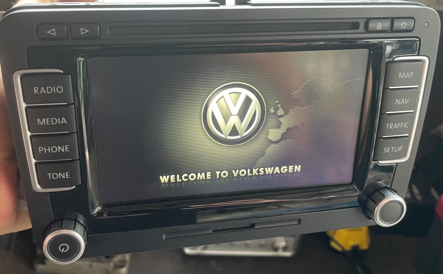Navigatori: RNS 510 Original VW Naviradio mit DAB 1T0035686C – Usato da Widnau venduto da Gasser_Auto 3