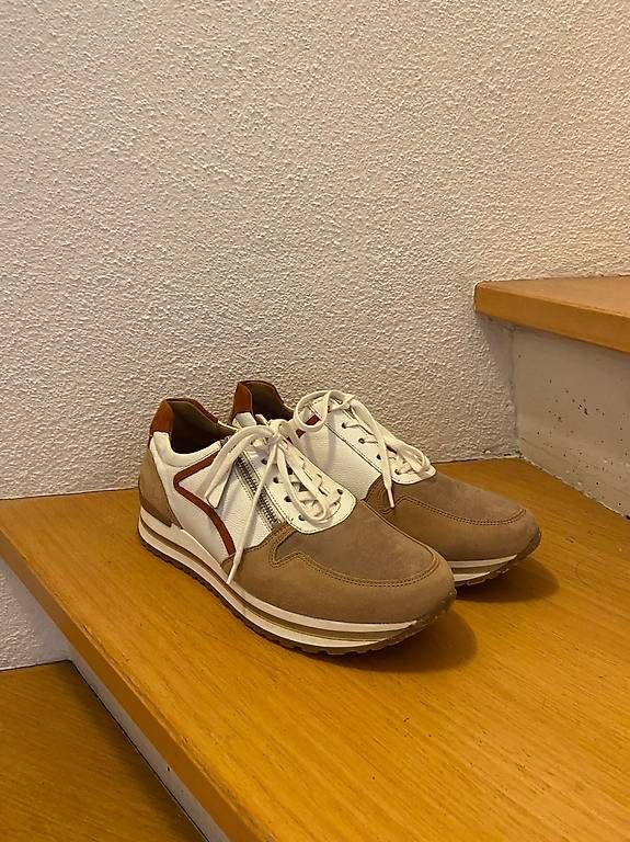 Gabor Scarpe da donna: Hochwertiger Gabor Turnschuh – Usato da Mettmenstetten venduto da Beststeller 1