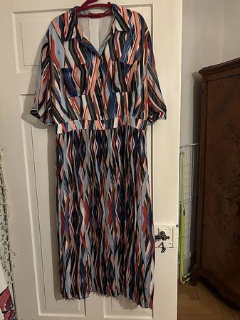 Hugo Boss Kleid wie neu 42